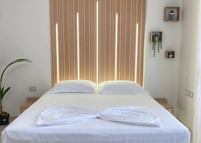 In Uje I Ftohte Apartament