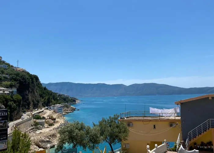 In Uje I Ftohte Lägenhet Vlorë