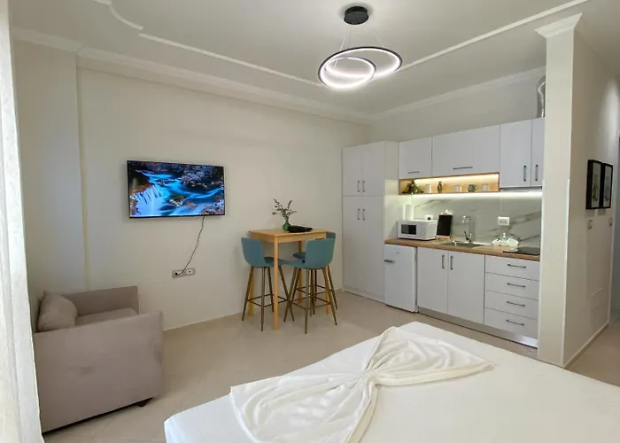 Apartment In Uje I Ftohte *